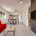 Bella Vista
