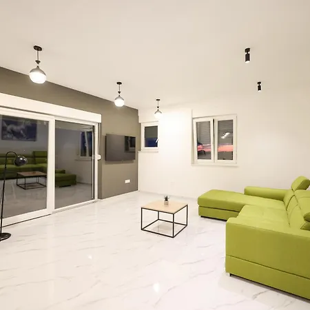 Bella Vista *