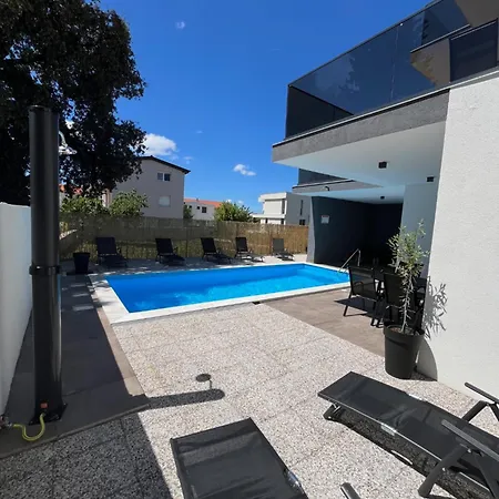 Bella Vista Apartment